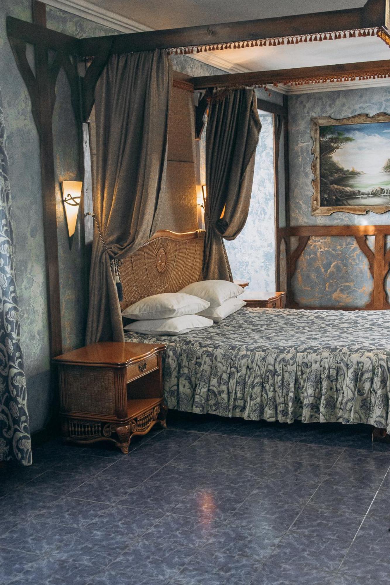 Vyshegrad Castle Hotel Вышгород Экстерьер фото