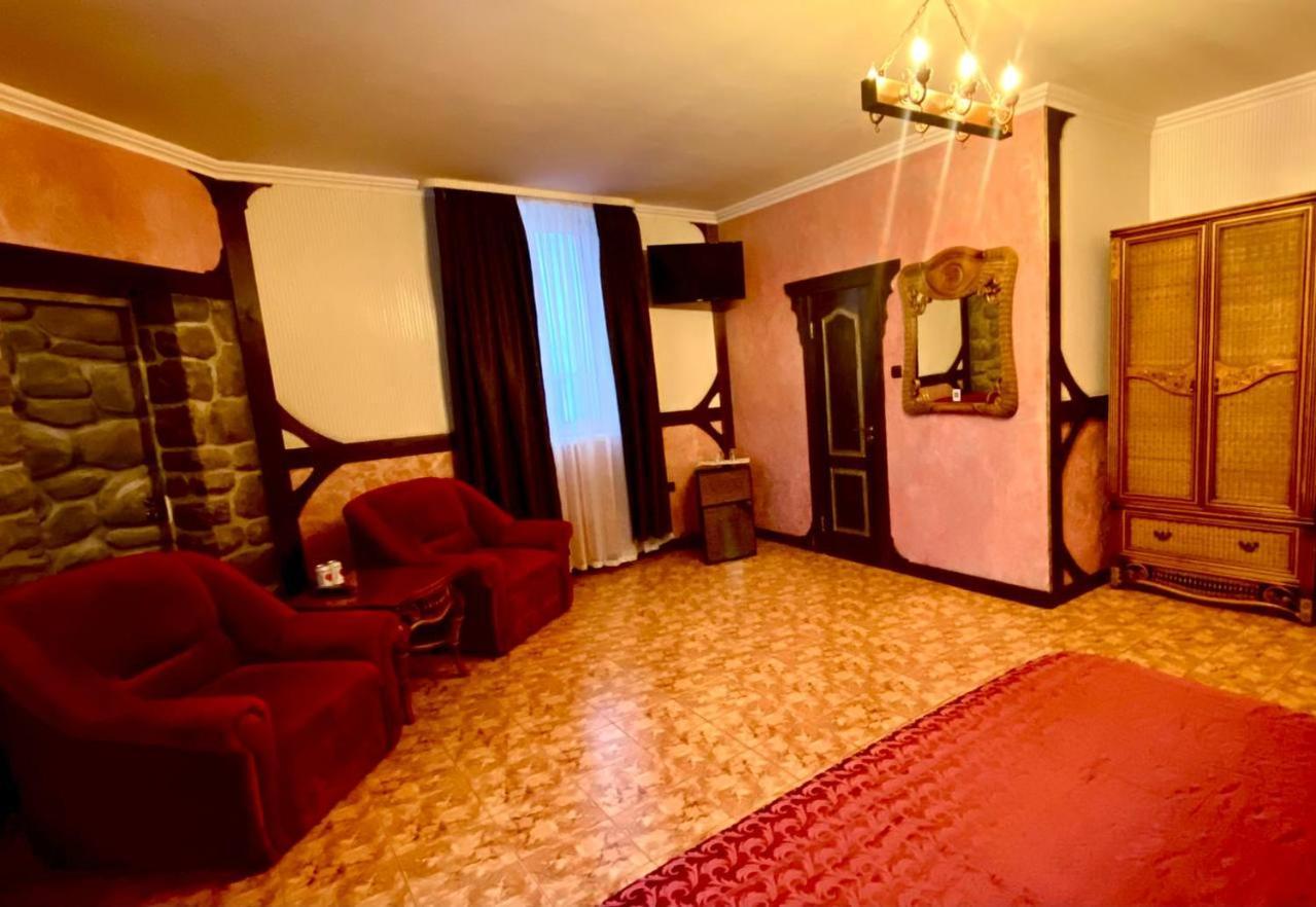 Vyshegrad Castle Hotel Вышгород Экстерьер фото