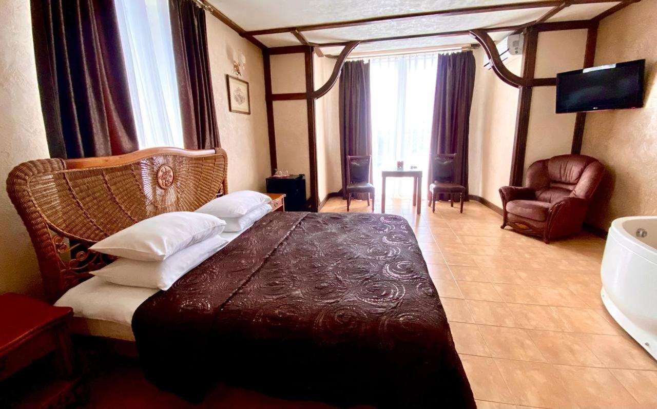 Vyshegrad Castle Hotel Вышгород Экстерьер фото
